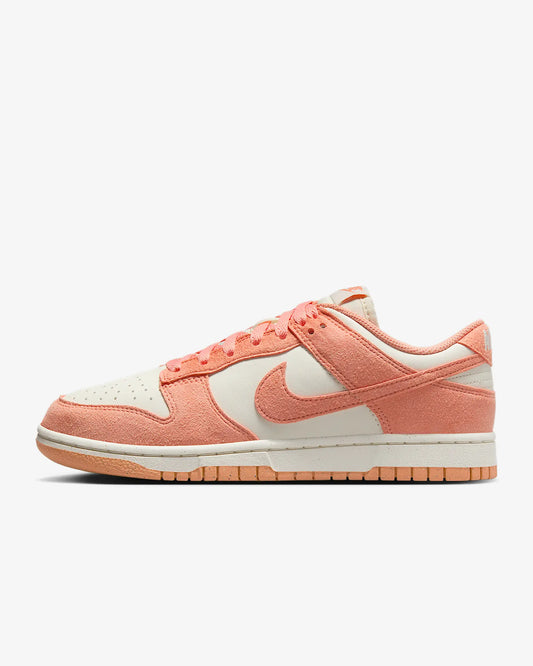 Nike Dunk Low Retro